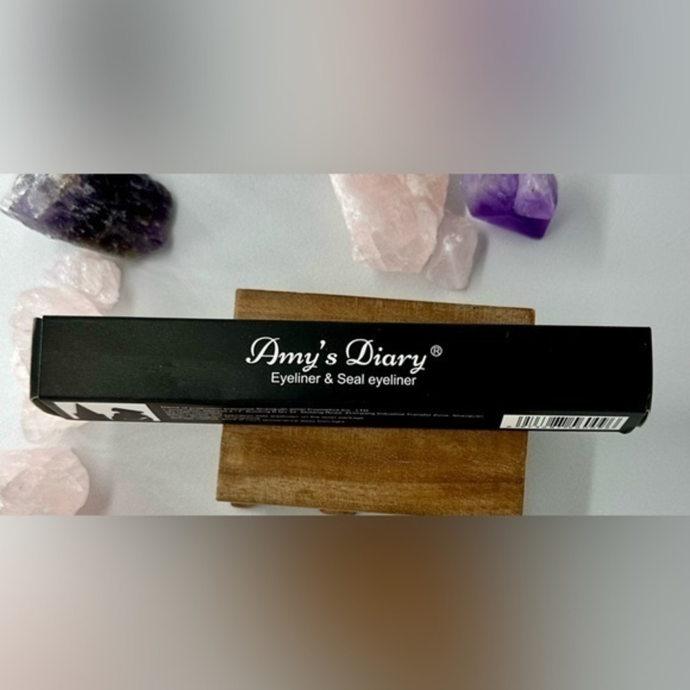 🆕 NWT Amy’s Diary Asian Brand Eyeliner Pen & Wing Stamp Eyeliner Black